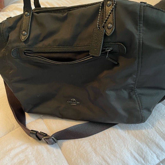 Black Coach tote 👜 great used condition. - Picture 4 of 5